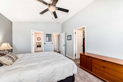 55 Shawbrooke Crescent Sw, Calgary, AB - Indoor Photo Showing Bedroom