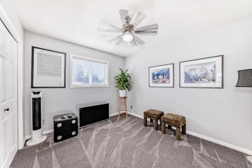 55 Shawbrooke Crescent Sw, Calgary, AB - Indoor Photo Showing Other Room