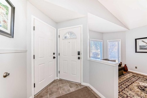 55 Shawbrooke Crescent Sw, Calgary, AB - Indoor Photo Showing Other Room