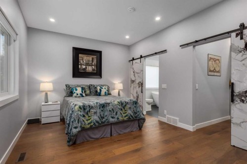 3223 Signal Hill Drive Sw, Calgary, AB - Indoor Photo Showing Bedroom