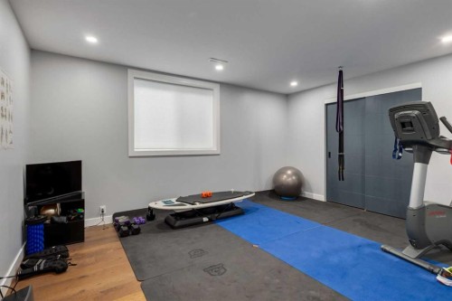 3223 Signal Hill Drive Sw, Calgary, AB - Indoor Photo Showing Gym Room