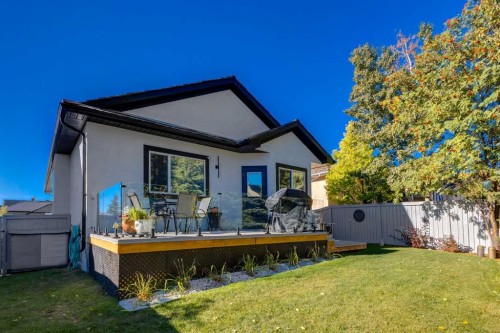 3223 Signal Hill Drive Sw, Calgary, AB - Outdoor With Deck Patio Veranda