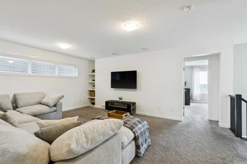 331 Hillcrest Heights Sw, Airdrie, AB - Indoor