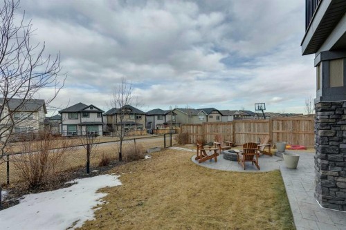 331 Hillcrest Heights Sw, Airdrie, AB - Outdoor