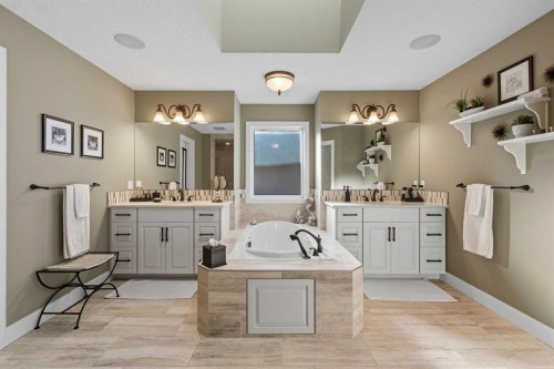 41 Evergreen Mount Sw, Calgary, AB - Indoor Photo Showing Bathroom