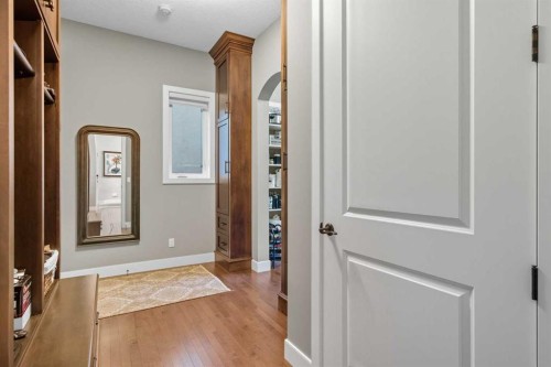41 Evergreen Mount Sw, Calgary, AB - Indoor Photo Showing Other Room