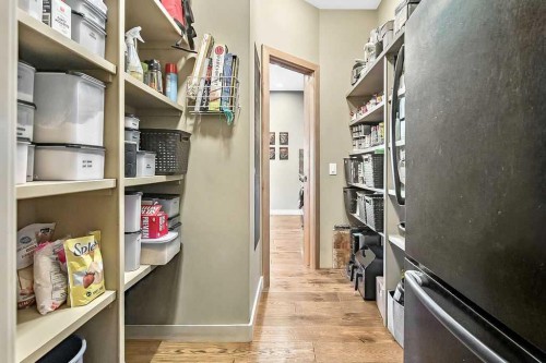 208 Tuscany Ravine View Nw, Calgary, AB - Indoor Photo Showing Other Room