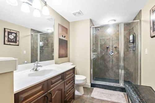 208 Tuscany Ravine View Nw, Calgary, AB - Indoor Photo Showing Bathroom