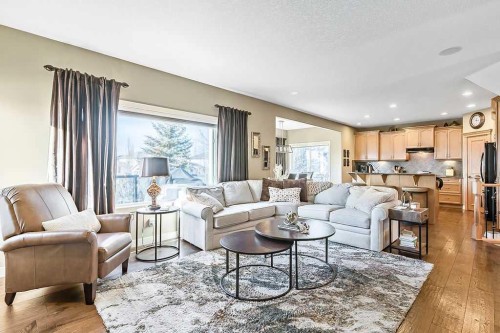 208 Tuscany Ravine View Nw, Calgary, AB - Indoor Photo Showing Living Room