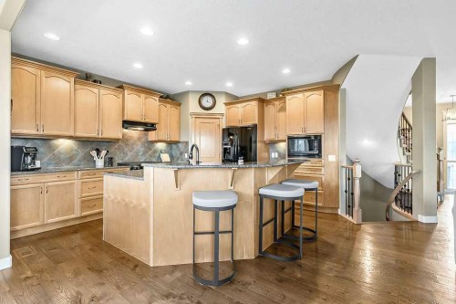 208 Tuscany Ravine View Nw, Calgary, AB - Indoor Photo Showing Kitchen