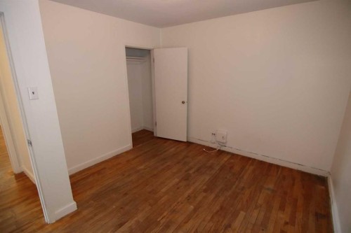 4008 2 Street Nw, Calgary, AB - Indoor Photo Showing Other Room