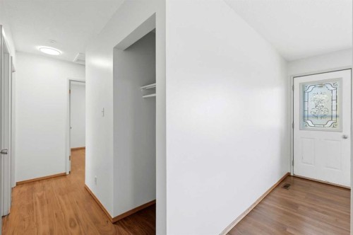 4314 54 Avenue, Olds, AB - Indoor Photo Showing Other Room