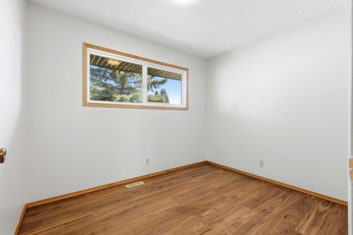 4314 54 Avenue, Olds, AB - Indoor Photo Showing Other Room