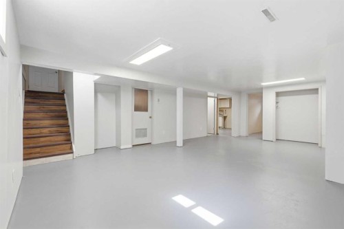 4314 54 Avenue, Olds, AB - Indoor Photo Showing Other Room