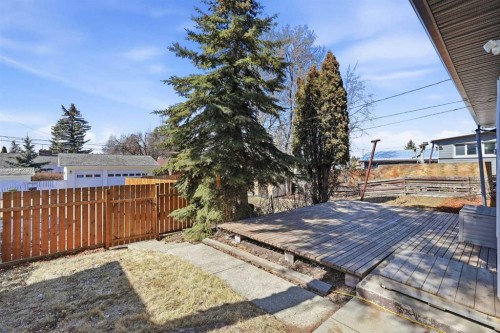 4314 54 Avenue, Olds, AB - Outdoor