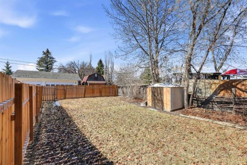 4314 54 Avenue, Olds, AB - Outdoor