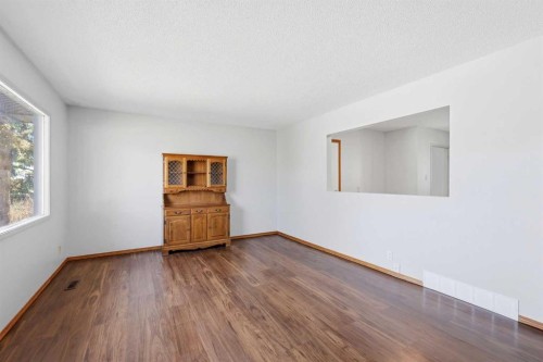 4314 54 Avenue, Olds, AB - Indoor Photo Showing Other Room