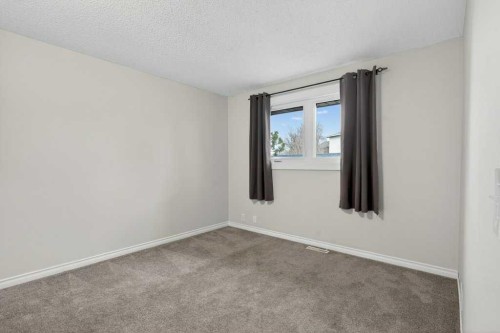 4 Abergale Way Ne, Calgary, AB 