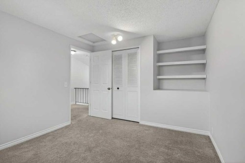 4 Abergale Way Ne, Calgary, AB 