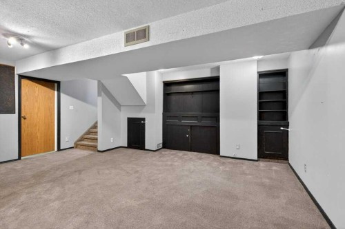 4 Abergale Way Ne, Calgary, AB 