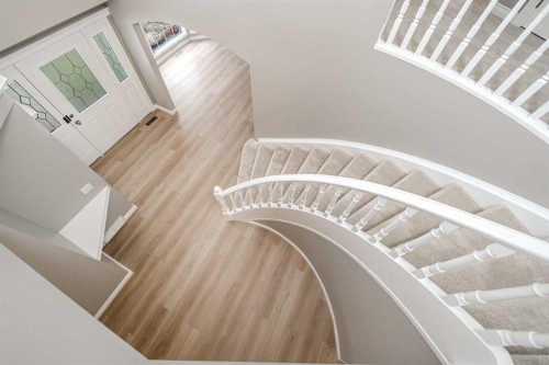 79 Hamptons Heights Nw, Calgary, AB - Indoor Photo Showing Other Room
