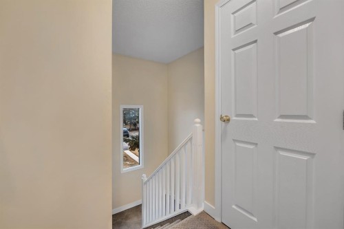 23-73 Glenbrook Crescent, Cochrane, AB - Indoor Photo Showing Other Room