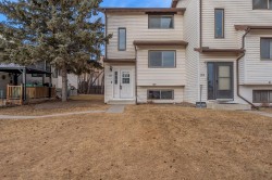 23-73 Glenbrook Crescent  Cochrane, AB T4C 1G1