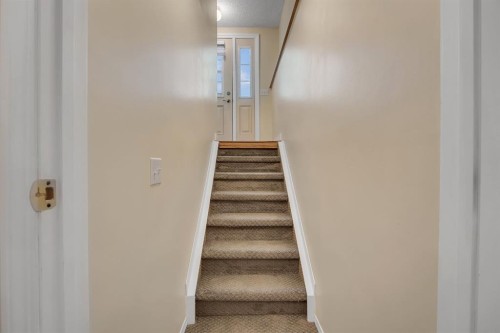 23-73 Glenbrook Crescent, Cochrane, AB - Indoor Photo Showing Other Room