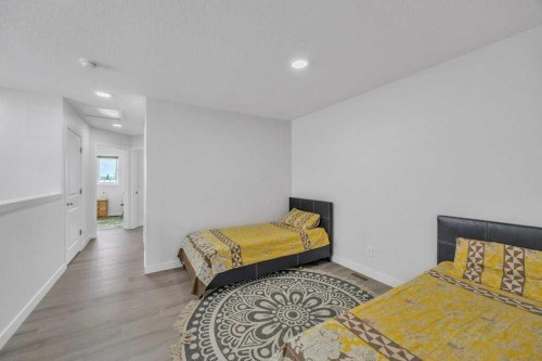 1612 Rangeview Drive Se, Calgary, AB - Indoor Photo Showing Bedroom
