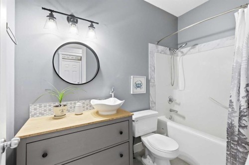 2026 High Country Rise Nw, High River, AB - Indoor Photo Showing Bathroom