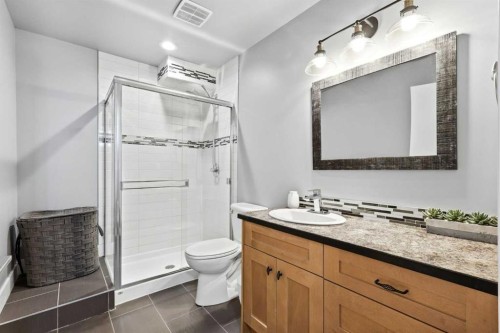 2026 High Country Rise Nw, High River, AB - Indoor Photo Showing Bathroom