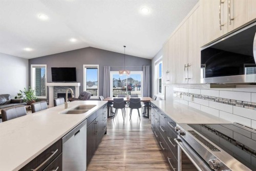 2026 High Country Rise Nw, High River, AB - Indoor Photo Showing Kitchen With Double Sink With Upgraded Kitchen
