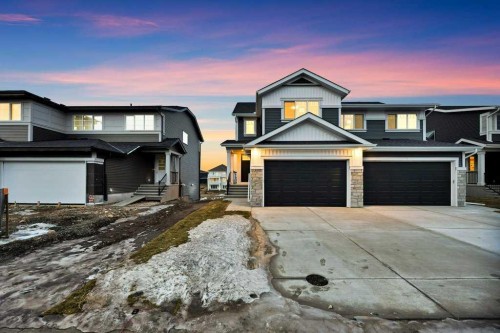 561 Chelsea Gardens  Chestermere, AB T1X 2V4
