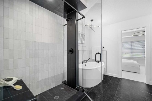 447 Dawson Terrace, Chestermere, AB - Indoor Photo Showing Bathroom