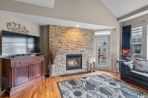 223 Sunset Square, Cochrane, AB - Indoor Photo Showing Laundry Room