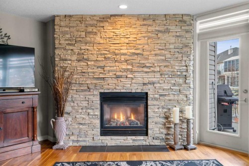 223 Sunset Square, Cochrane, AB - Indoor Photo Showing Laundry Room