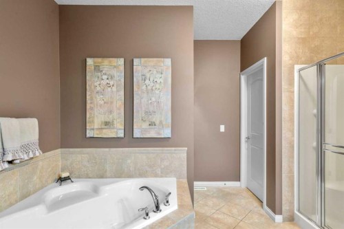 223 Sunset Square, Cochrane, AB - Indoor Photo Showing Other Room