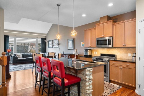 223 Sunset Square, Cochrane, AB - Outdoor With Exterior