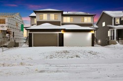 569 Chelsea Gardens  Chestermere, AB T1X 2V4