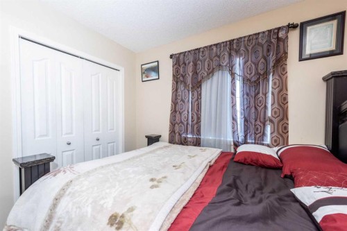 84 Tarington Way Ne, Calgary, AB - Indoor Photo Showing Bedroom