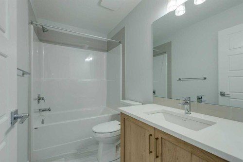 92 Amblefield View Nw, Calgary, AB - Indoor Photo Showing Bathroom