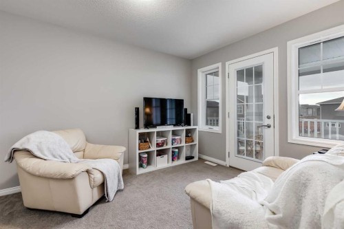 22 Osborne Common Sw, Airdrie, AB - Indoor