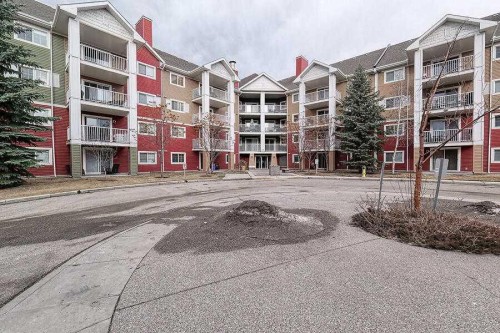 4417-10 Prestwick Bay SE Calgary, AB T2Z 0B4