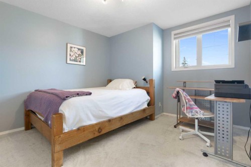 202 Schooner Close Nw, Calgary, AB 