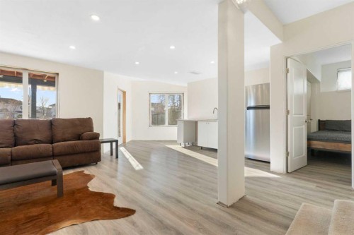 202 Schooner Close Nw, Calgary, AB 