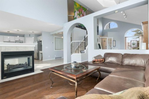 202 Schooner Close Nw, Calgary, AB 