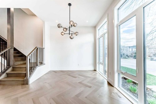 2006 41 Avenue Sw, Calgary, AB - Indoor Photo Showing Other Room