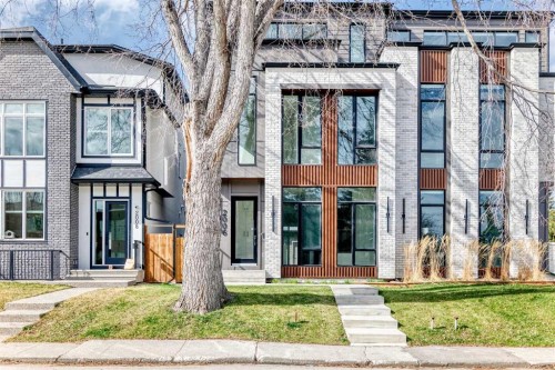 2006 41 Avenue Sw, Calgary, AB - Outdoor With Facade