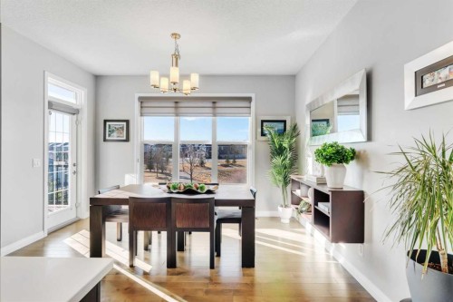 53 Sundown Grove, Cochrane, AB - Indoor Photo Showing Dining Room