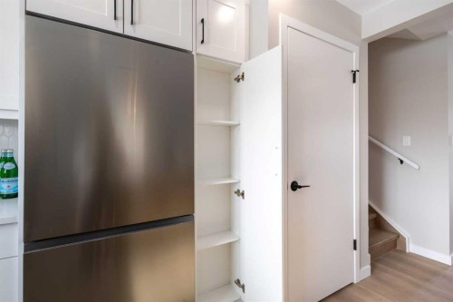 236 Silverview Way Nw, Calgary, AB - Indoor Photo Showing Other Room